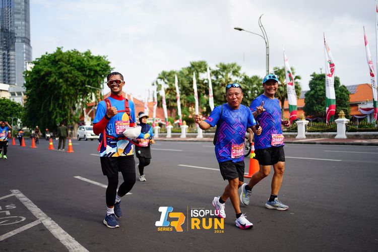 Race photo from Isoplus Run 2024 Surabaya