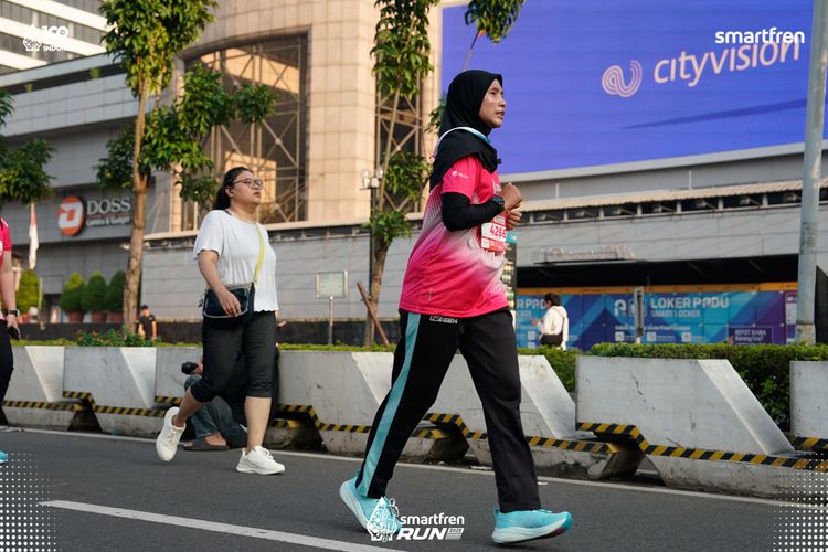 Race photo from Smartfren Run 2025 