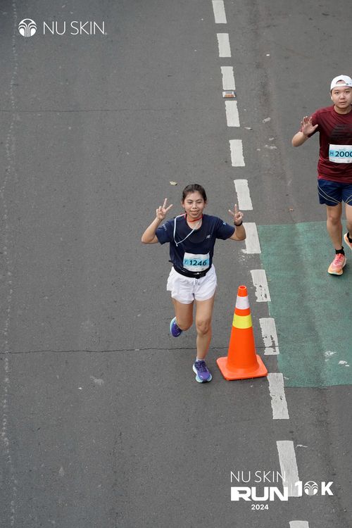Race photo from Nu Skin Run 10K