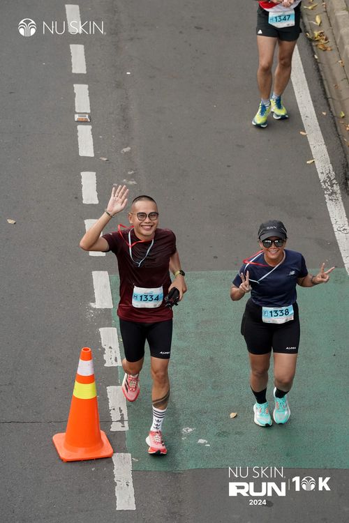 Race photo from Nu Skin Run 10K