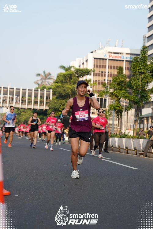 Race photo from Smartfren Run 2025 