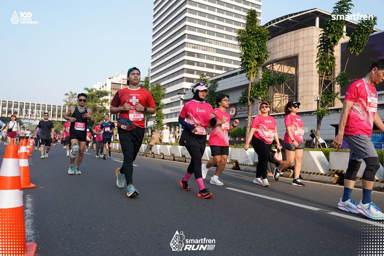 Race photo from Smartfren Run 2025 