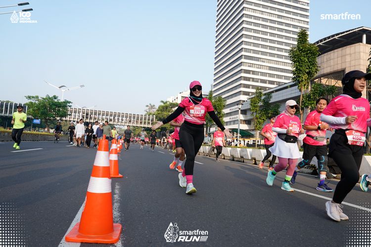 Race photo from Smartfren Run 2025 