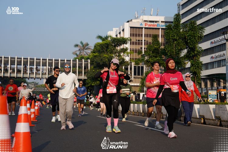 Race photo from Smartfren Run 2025 