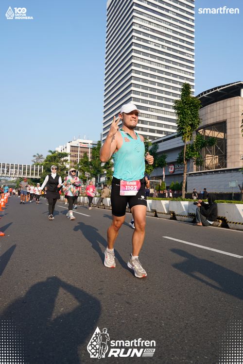 Race photo from Smartfren Run 2025 
