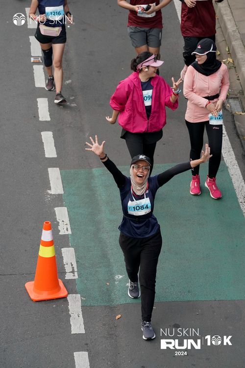 Race photo from Nu Skin Run 10K