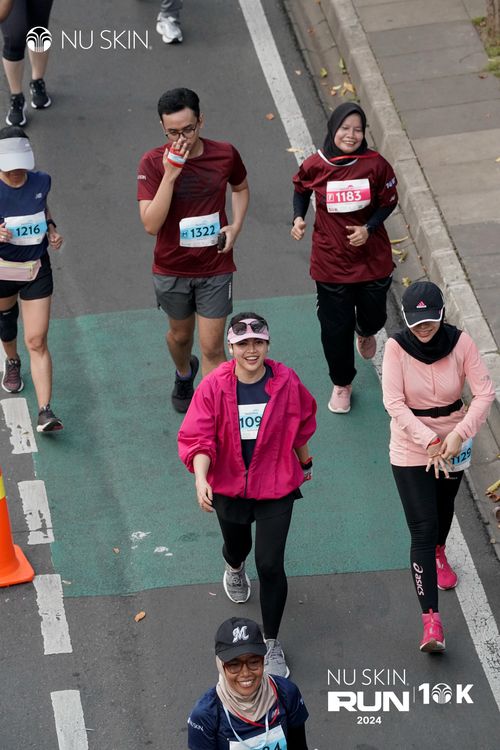 Race photo from Nu Skin Run 10K