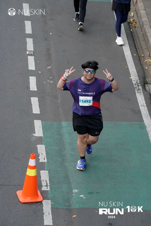 Race photo from Nu Skin Run 10K
