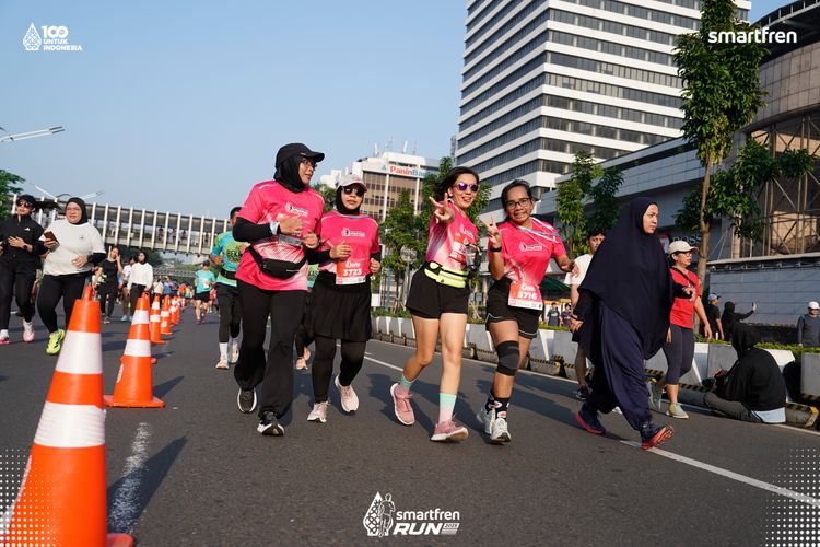 Race photo from Smartfren Run 2025 