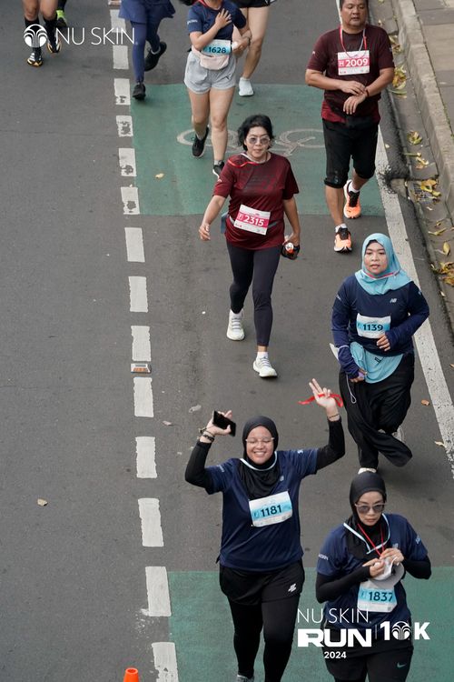 Race photo from Nu Skin Run 10K