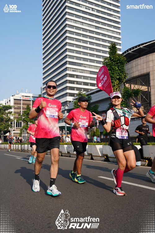 Race photo from Smartfren Run 2025 