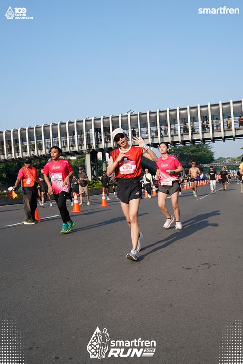 Race photo from Smartfren Run 2025 