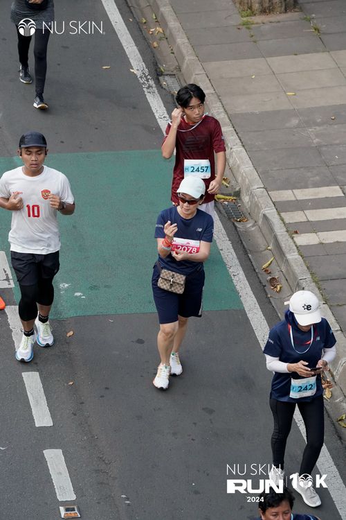 Race photo from Nu Skin Run 10K