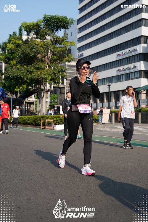 Race photo from Smartfren Run 2025 