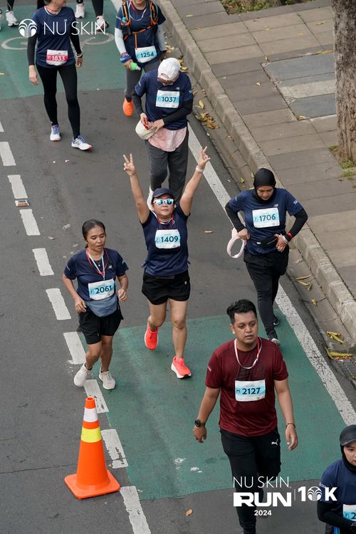 Race photo from Nu Skin Run 10K