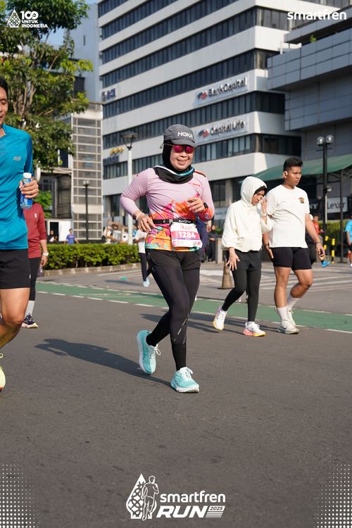 Race photo from Smartfren Run 2025 