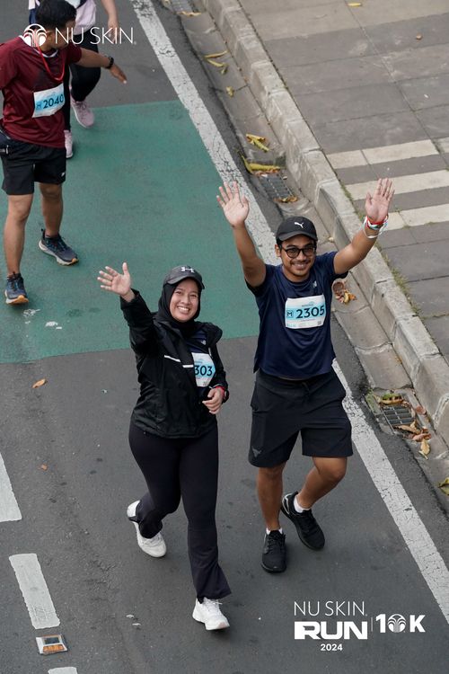 Race photo from Nu Skin Run 10K