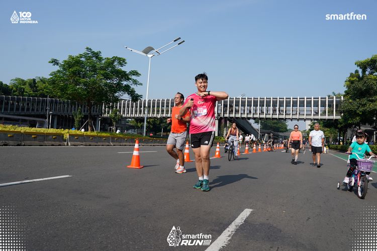 Race photo from Smartfren Run 2025 