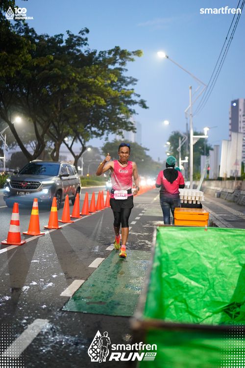 Race photo from Smartfren Run 2025 