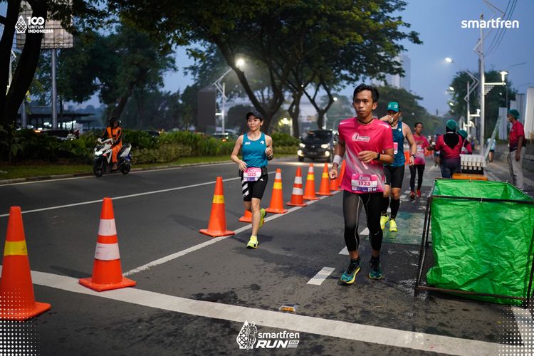 Race photo from Smartfren Run 2025 