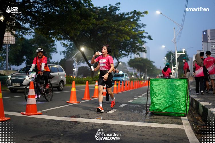 Race photo from Smartfren Run 2025 