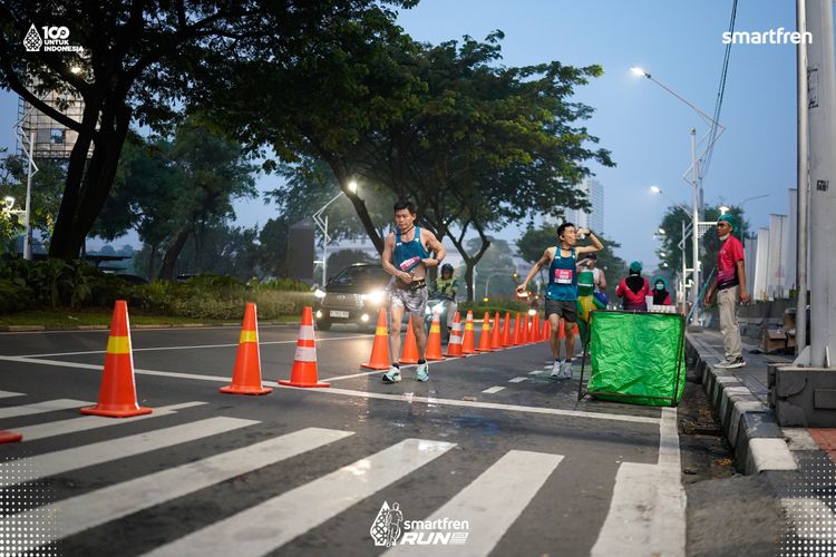 Race photo from Smartfren Run 2025 