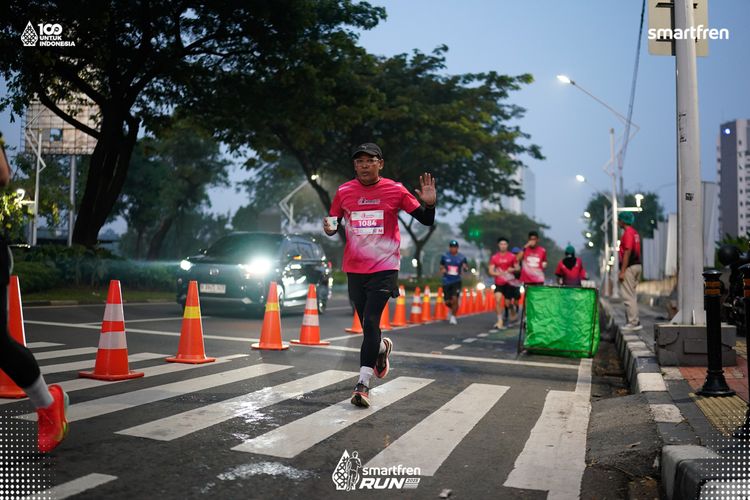 Race photo from Smartfren Run 2025 