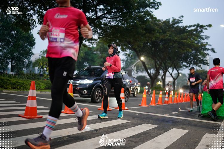 Race photo from Smartfren Run 2025 