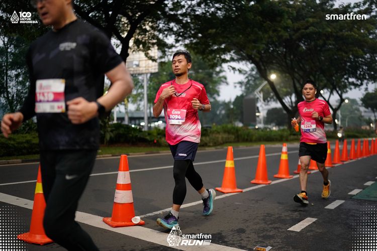 Race photo from Smartfren Run 2025 
