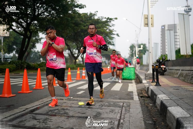 Race photo from Smartfren Run 2025 