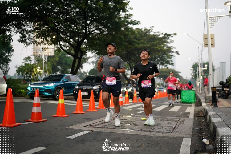 Race photo from Smartfren Run 2025 