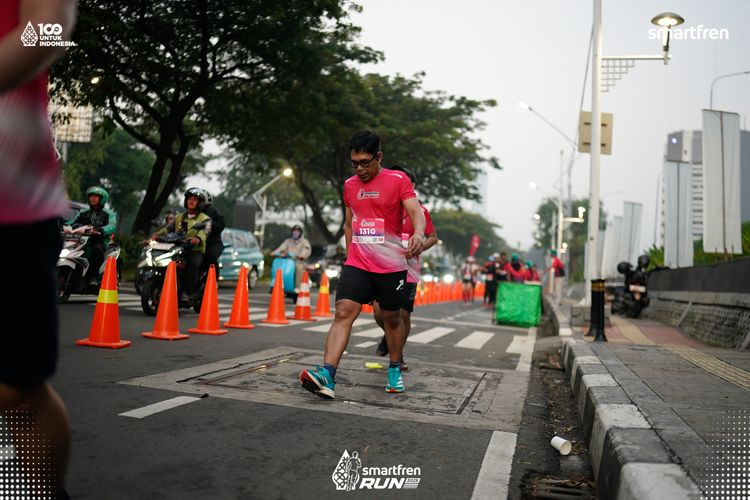 Race photo from Smartfren Run 2025 