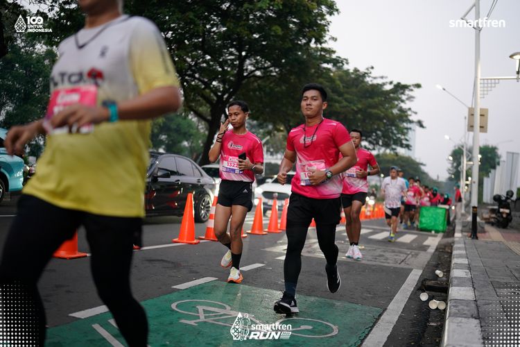 Race photo from Smartfren Run 2025 