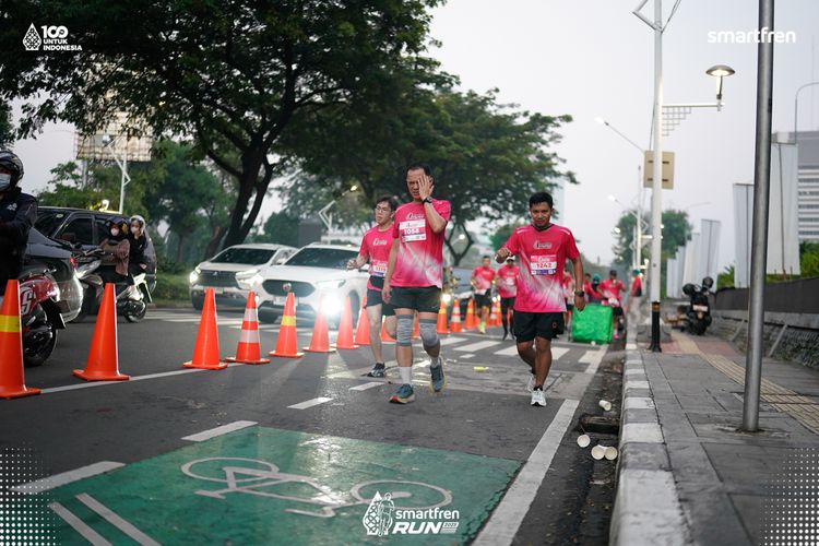 Race photo from Smartfren Run 2025 