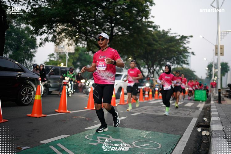 Race photo from Smartfren Run 2025 
