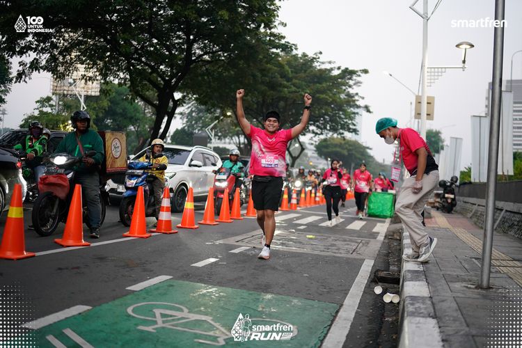 Race photo from Smartfren Run 2025 