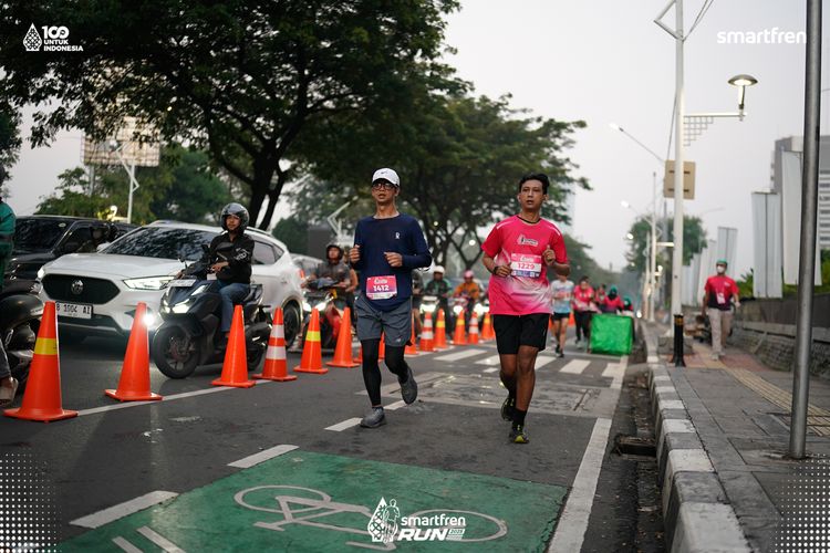 Race photo from Smartfren Run 2025 
