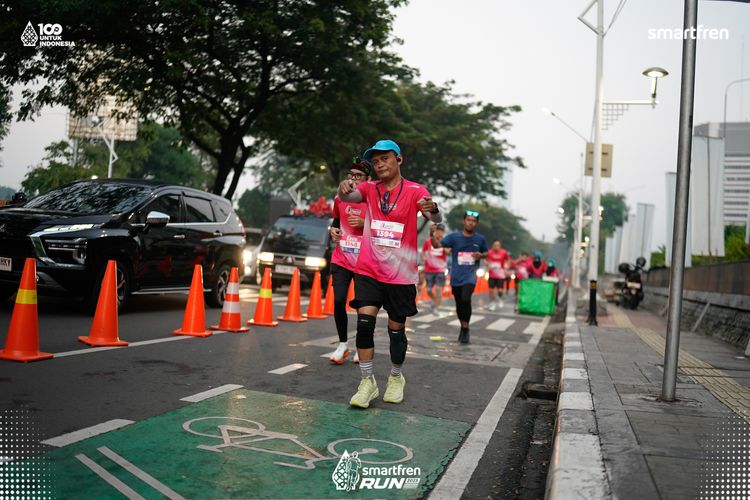 Race photo from Smartfren Run 2025 