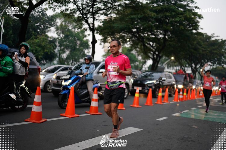 Race photo from Smartfren Run 2025 