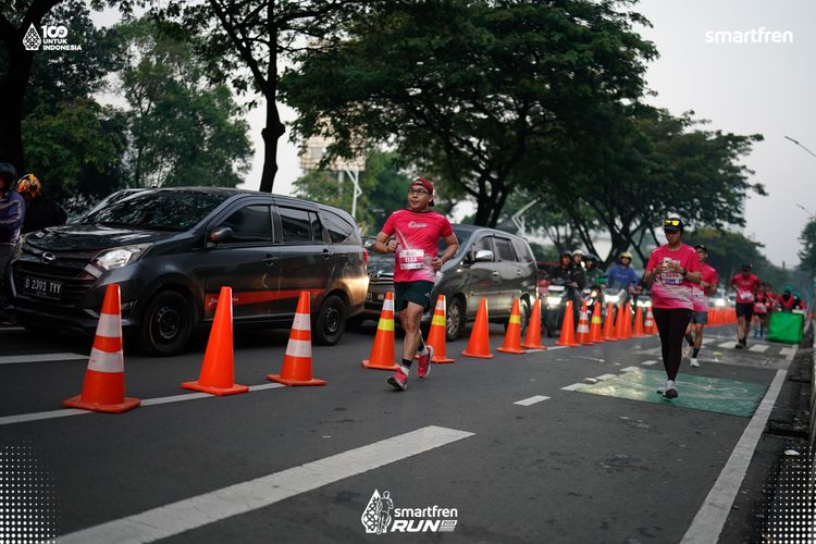 Race photo from Smartfren Run 2025 