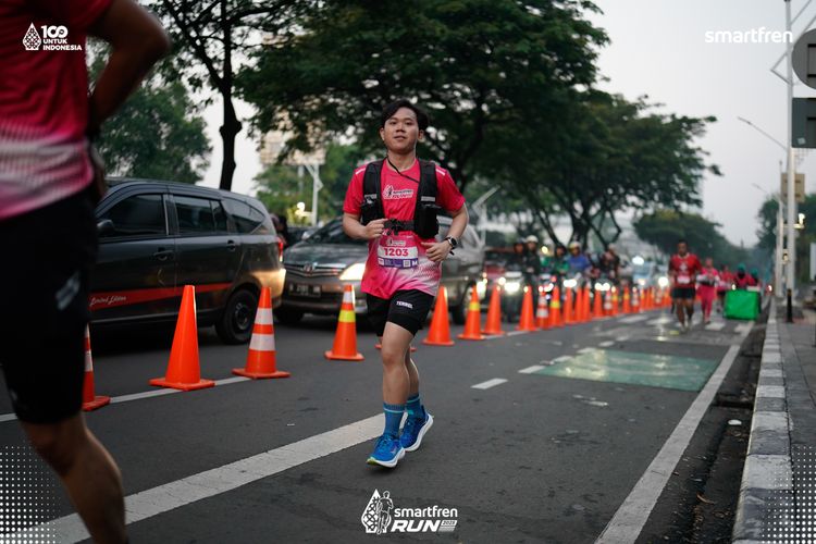 Race photo from Smartfren Run 2025 