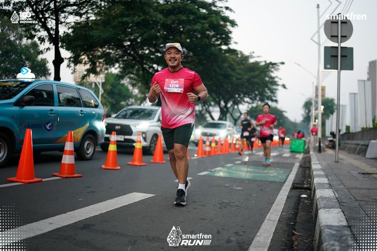 Race photo from Smartfren Run 2025 