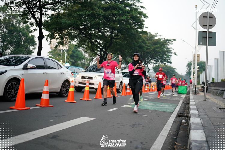 Race photo from Smartfren Run 2025 