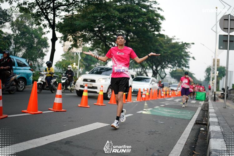 Race photo from Smartfren Run 2025 