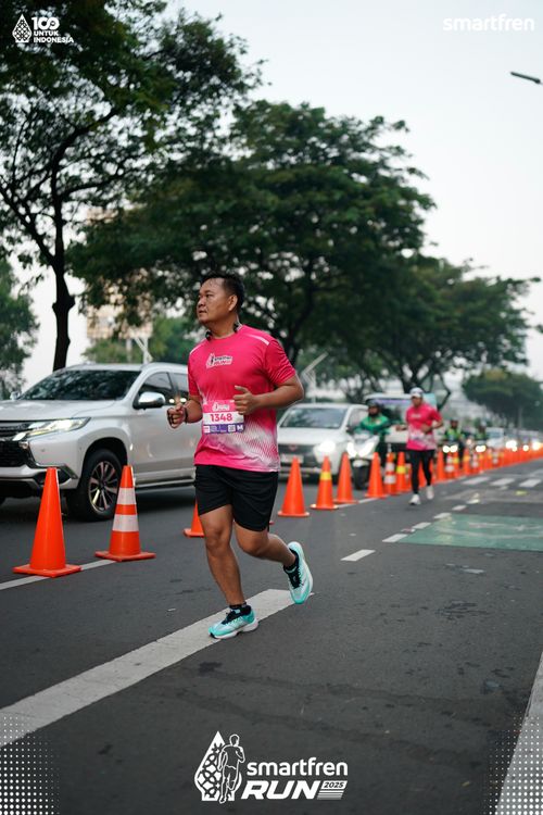 Race photo from Smartfren Run 2025 