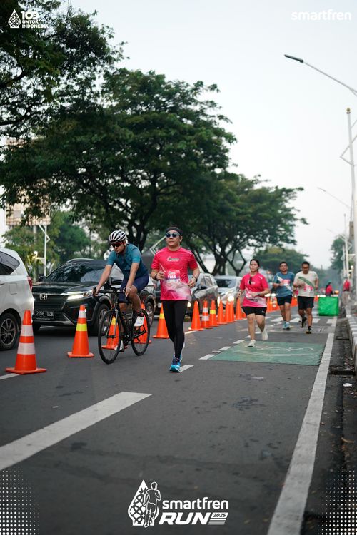 Race photo from Smartfren Run 2025 