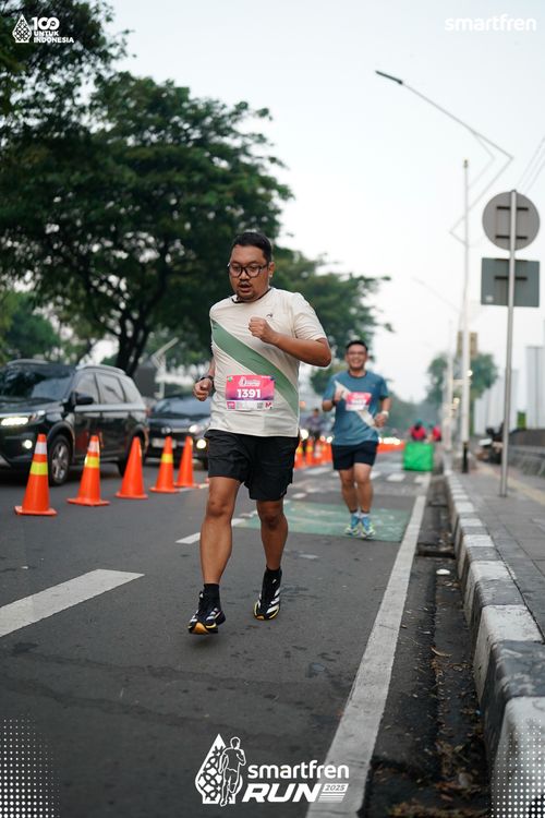 Race photo from Smartfren Run 2025 