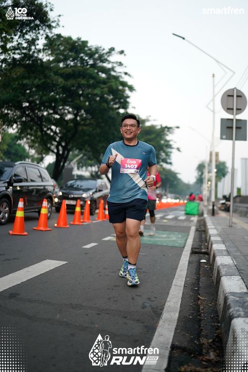 Race photo from Smartfren Run 2025 