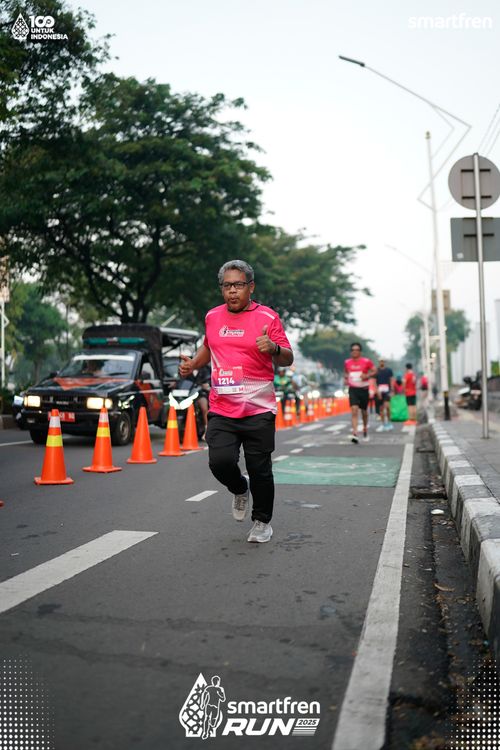 Race photo from Smartfren Run 2025 