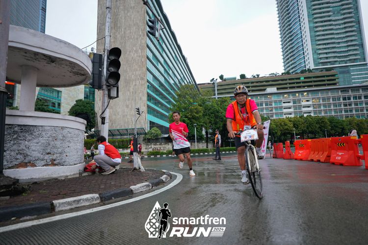 Race photo from Smartfren Run 2024